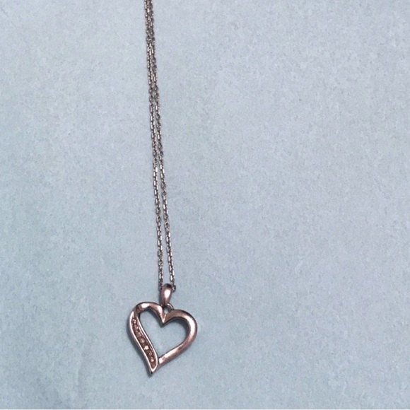 Heart Necklace - Picture 4 of 5